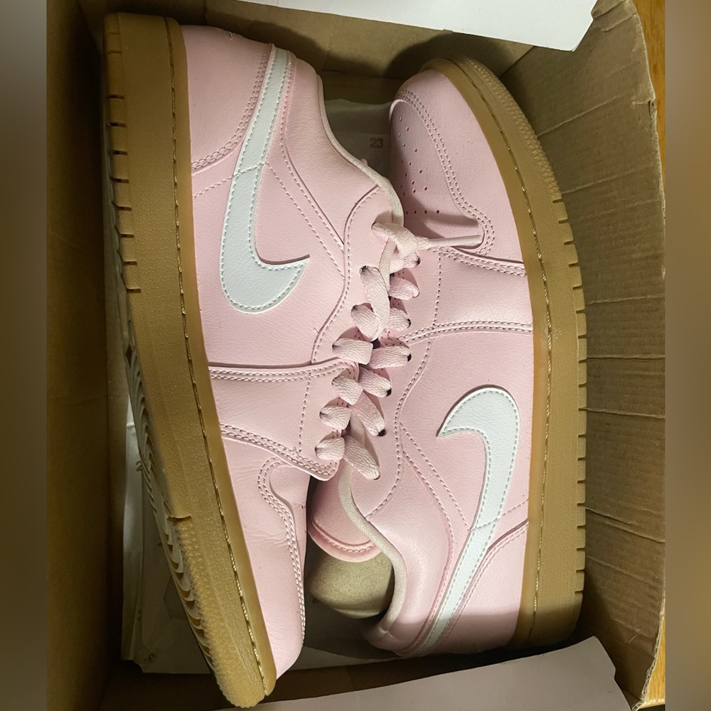 Jordan 1 low
